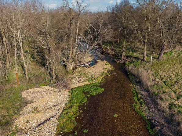 Highway V, Mount Vernon, MO 65712