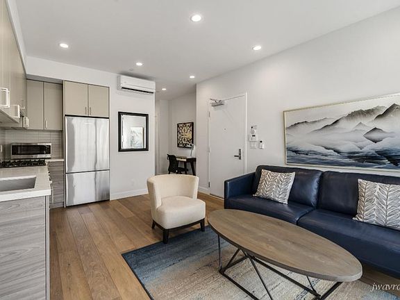 4th image of 25 Grace St #301
