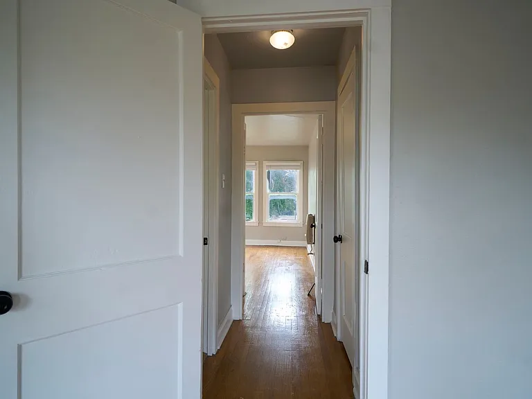 218 Claremont Ave #4 — Photo 7