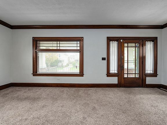5th image of 4222 W 49th St