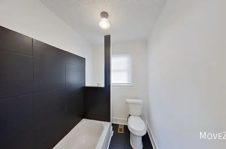 1710 Oakwood Ave — Photo 10