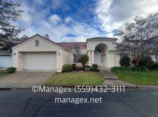 9492 N Whitehouse Dr, Fresno, CA 93720