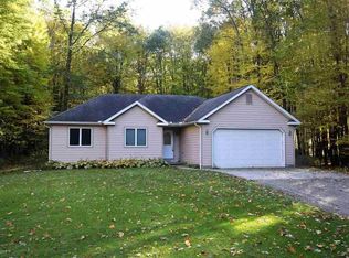 6075 High Rd, Clay, MI 48001