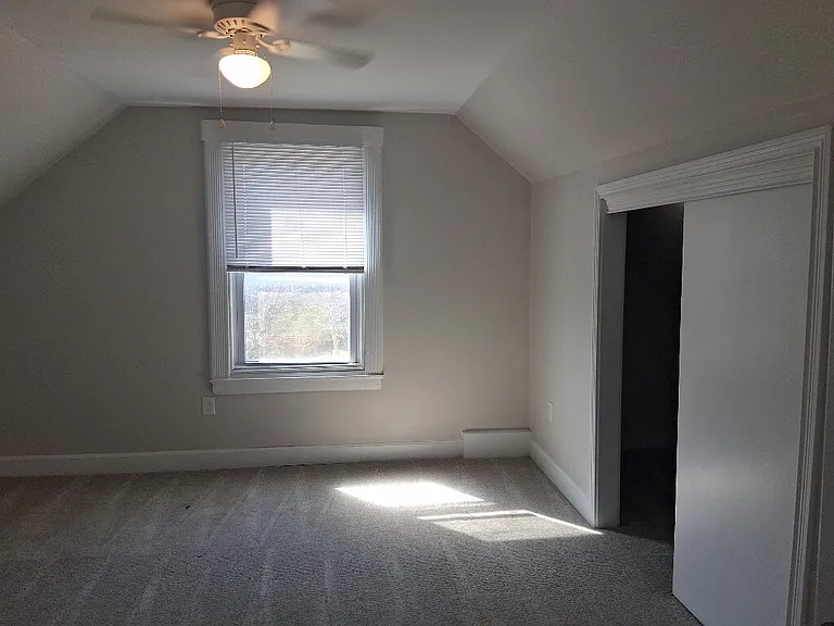 2031 Hewitt Ave #2 — Photo 7