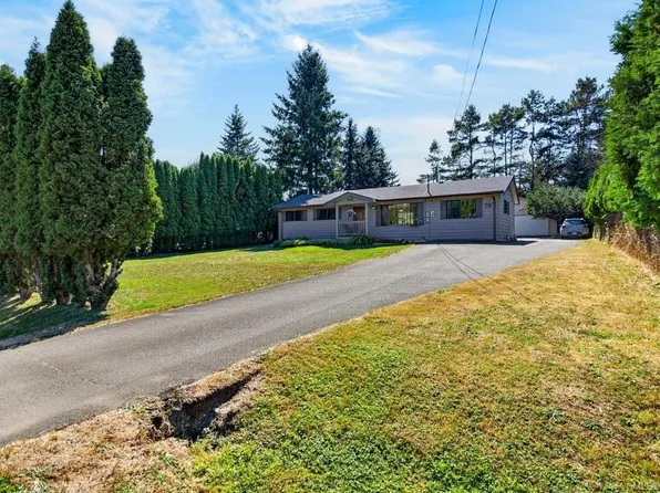 79 Salsbury Rd, Comox Valley, BC V9N 9L7