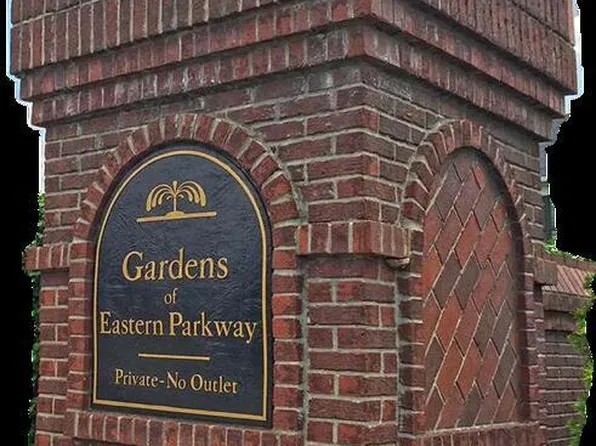 1277 Parkway Gardens Ct APT 211-C, Louisville, KY 40217