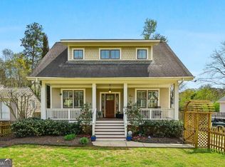 515 E Lake Dr, Decatur, GA 30030