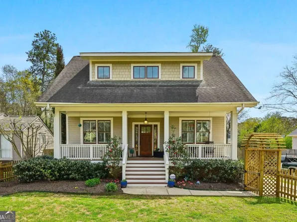 515 E Lake Dr, Decatur, GA 30030