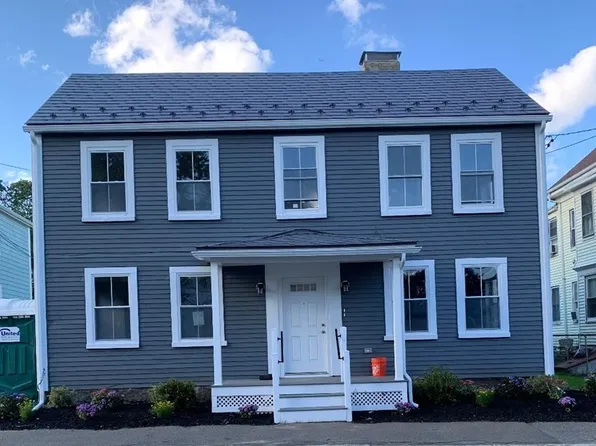 40 School St #A, Salem, MA 01970