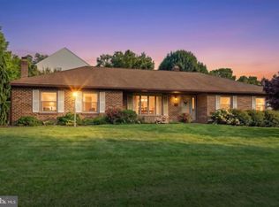 3106 Kingston Rd, York, PA 17402