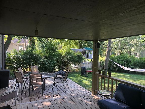 3rd image of 6311 Woodstock Ave