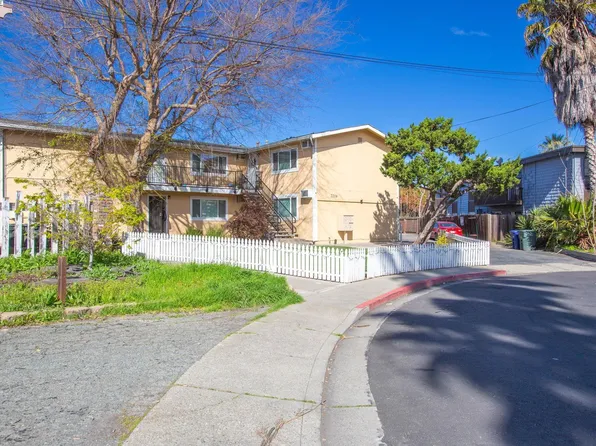 2219 Hillsborough Ct, Concord, CA 94520