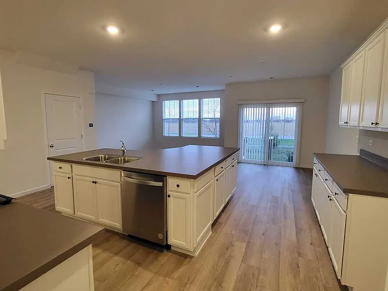 2227 Horseshoe Cir #2227 — Photo 7