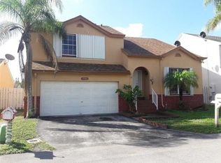 10780 SW 10th Pl, Davie, FL 33324