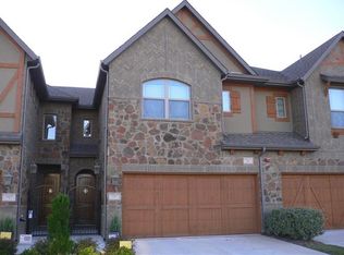 1605 Brook Grove Dr, Euless, TX 76039