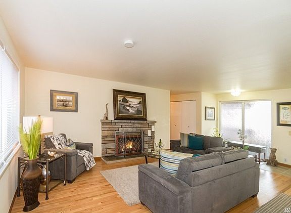4th image of 14931 28th Ln S