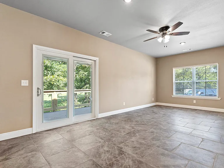 357 N Nature Ln — Photo 3