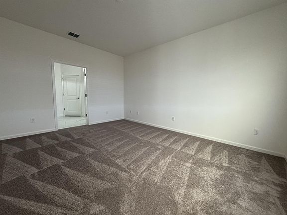 3rd image of 3800 Sonoma Blvd #6