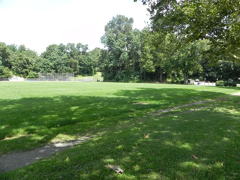 57 Villa Pl #2 — Photo 3