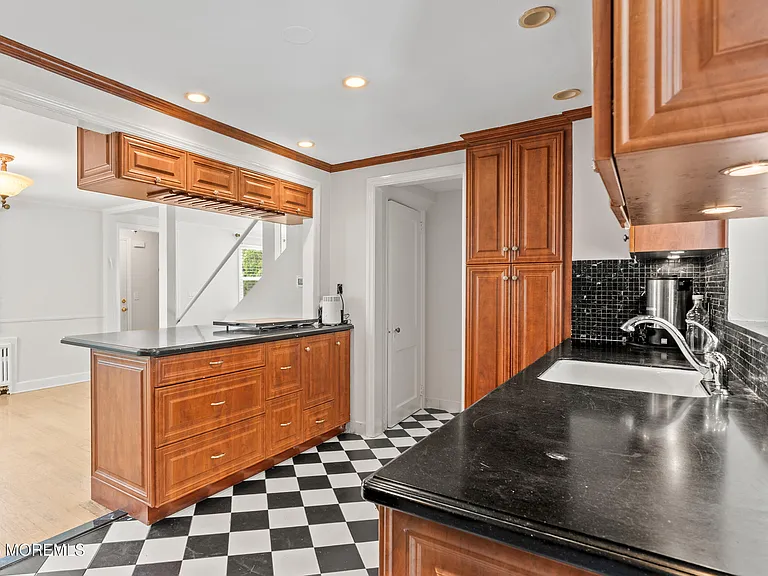 608 Corlies Ave — Photo 9