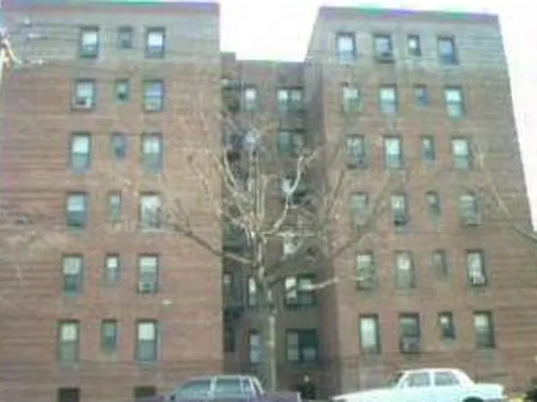 2251 Knapp Street image 1 of 7