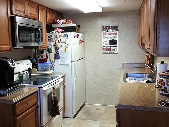 5th image of 1010 Plantation Dr APT A2