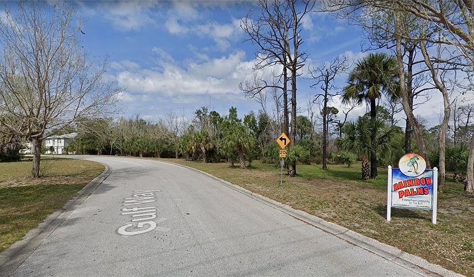 2nd image of 7733 Gulf Way