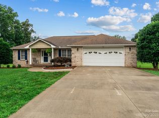 178 Seven Springs Loop, Statesville, NC 28625