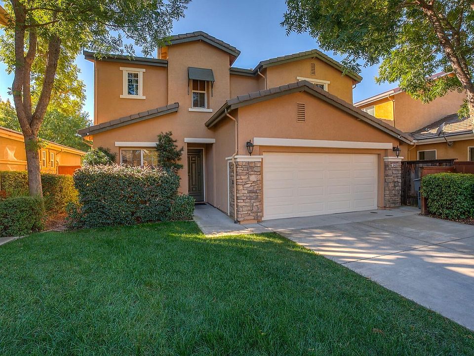 1st image of 3409 Kensington Ct #47