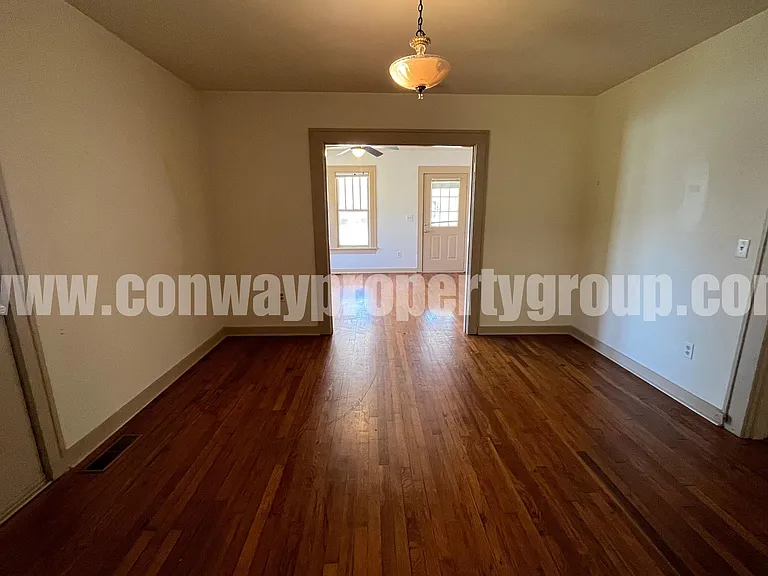 1616 Independence Ave — Photo 8