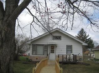 208 N 5th St, Cornell, WI 54732