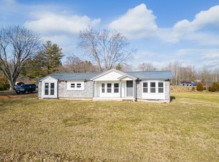 10752 W Old Nashville Rd, Columbus, IN 47201
