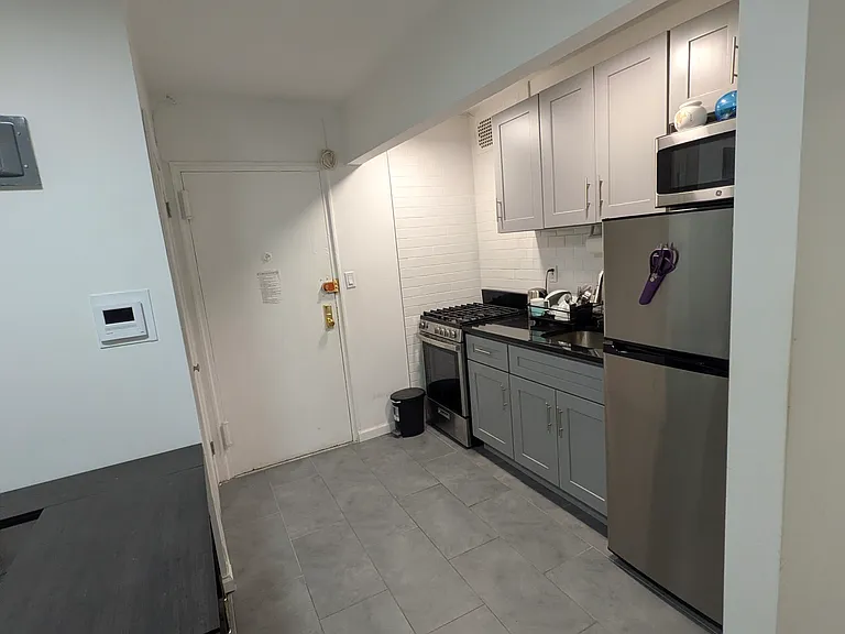 21305 75th Ave #5M — Photo 6