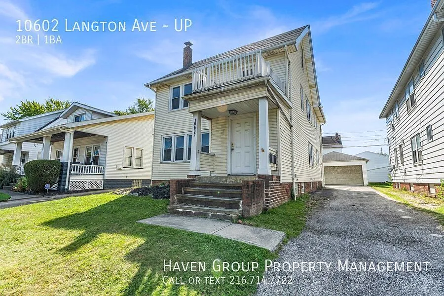 Building Photo - 10602 Langton Ave #UP