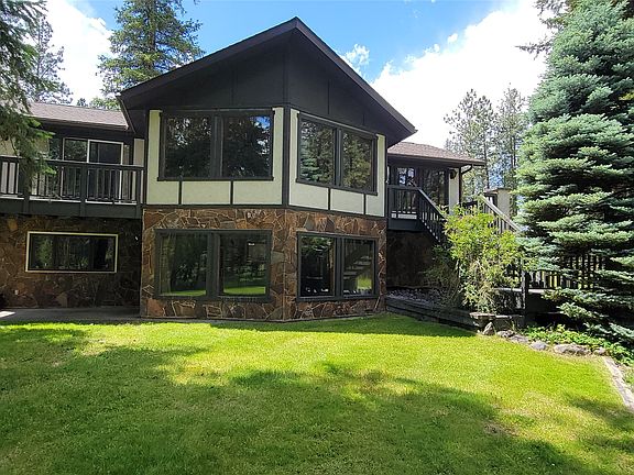 3rd image of 47571 Glacier Lily Ln