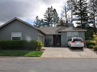 263 Cedar Rdg, Cave Junction, OR 97523