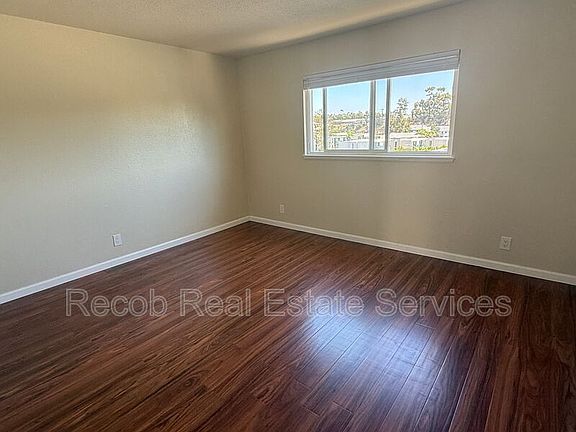 4th image of 5350-5358 Rex Ave #58-5