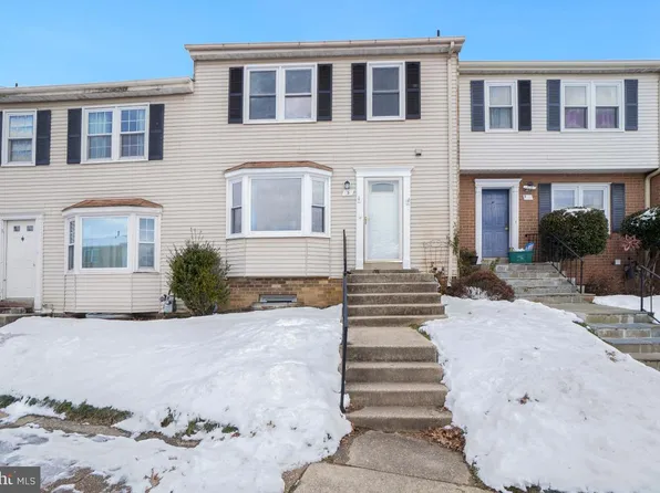 5 Briarstone Ln, Gaithersburg, MD 20877