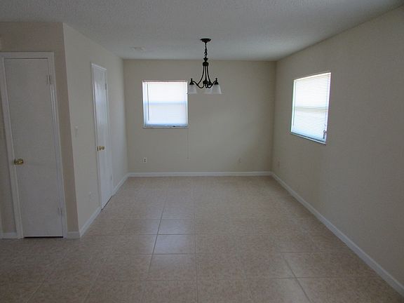 5th image of 5818 Clearview Dr