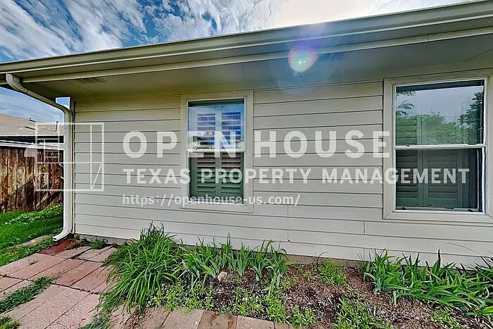 12141 Thicket Bend Dr — Photo 19