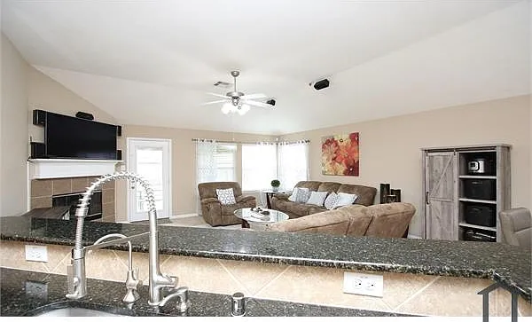 16919 Langham Heights Ln — Photo 3