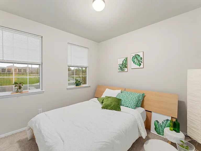 308 Catalina Dr — Photo 12