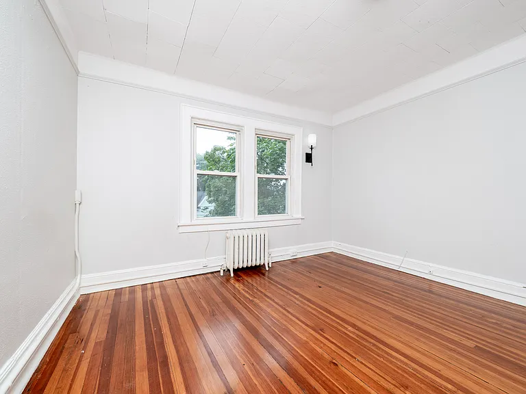 33 Seaview Ave #3A — Photo 24