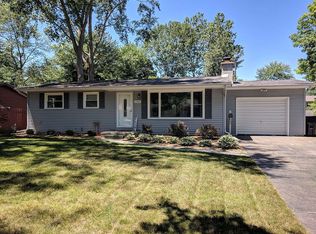 2905 Dawn Dr, Midland, MI 48642