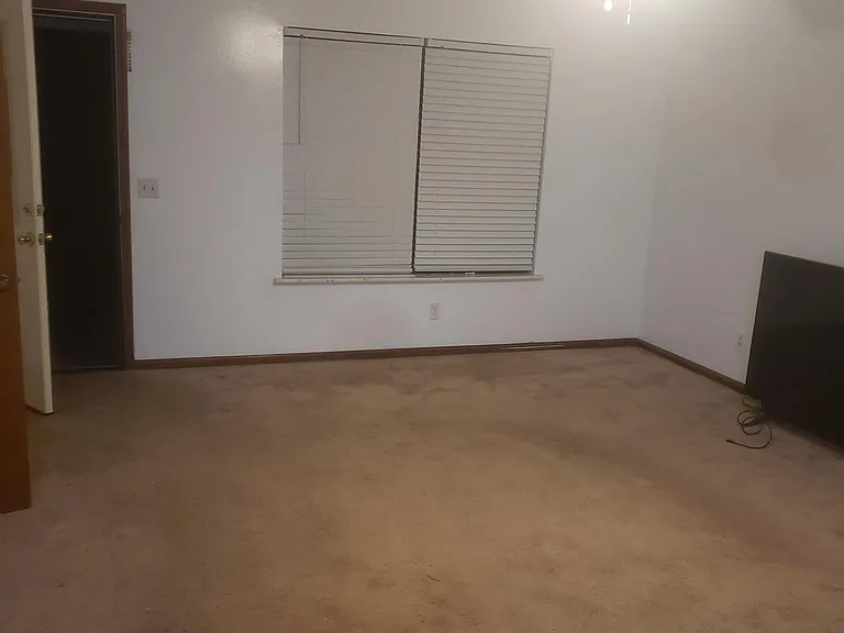 119 Wolfbay Cir — Photo 16