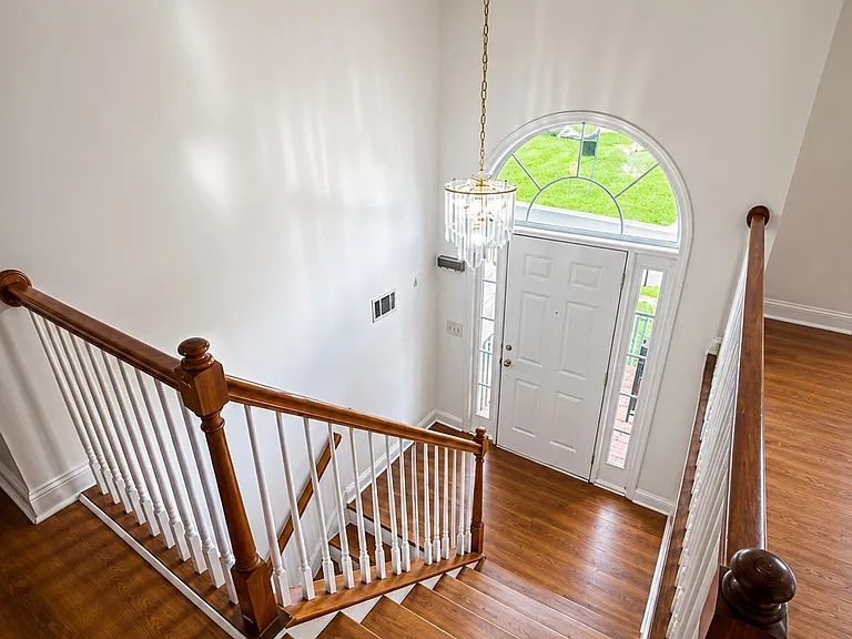 120 Oak Vista Ct — Photo 3