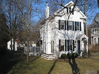 5th image of 82 Bayport Ave