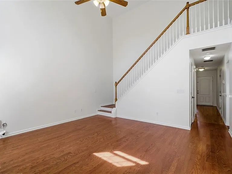 6425 White Walnut Way — Photo 9