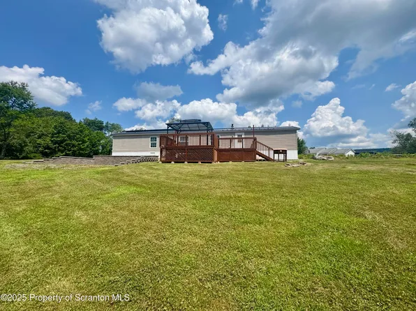 5905 State Route 171, Union Dale, PA 18470