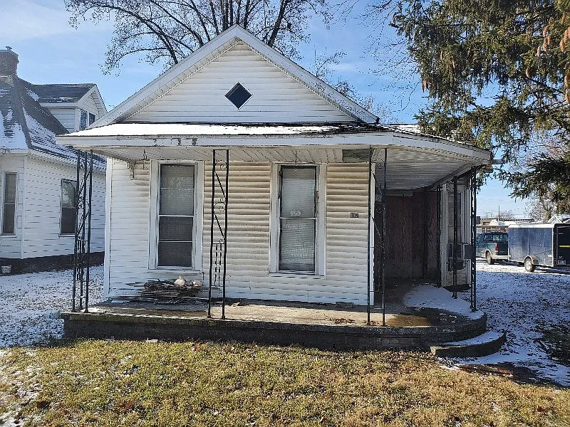 1103 Broadway Street — Photo 1